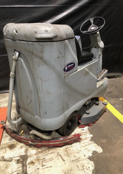 Used 2005 Advance RIDER SCRUBBER ADVENGER in Charlotte, NC - 1