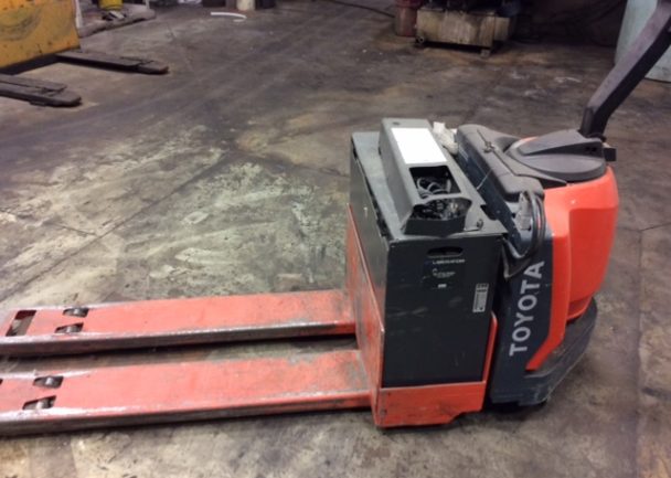 Used 2012 Toyota ELECTRIC PALLET JACK 8HBW30 in Charleston, SC - 1