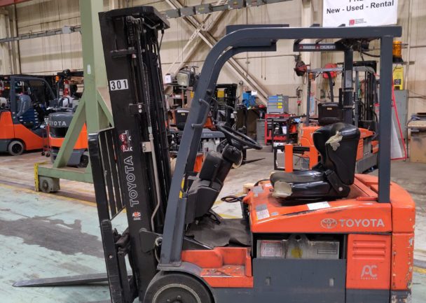 Used 2013 Toyota 3-WHEEL ELECTRIC FORKLIFT 7FBEU18 in Charlotte, NC - 1